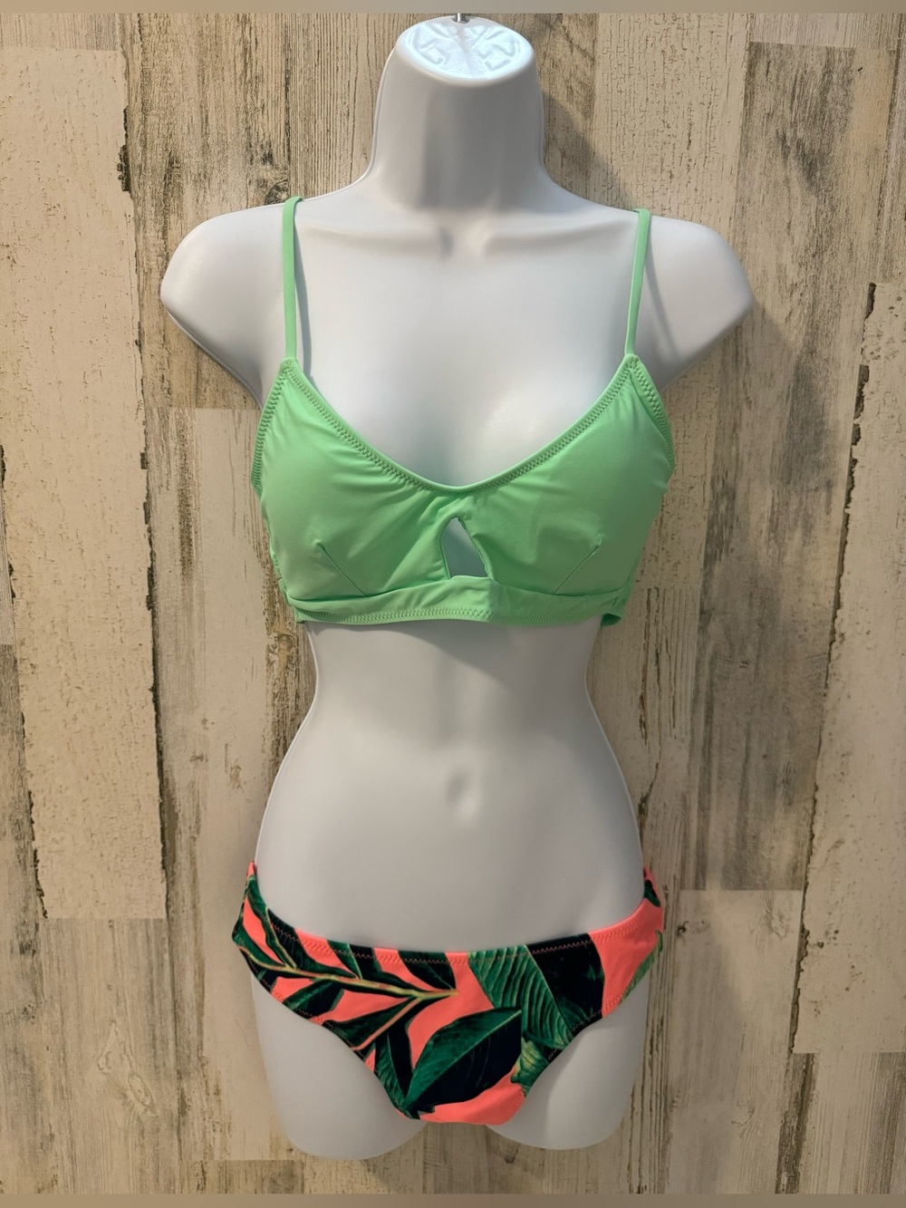 Cupshe 2 pc Tropical Bikini Green Double Strap Top Neon Coral Palm Leaves M NWT